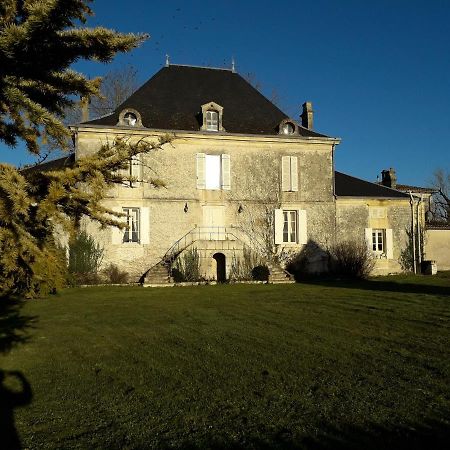 Chateau De Varaize エクステリア 写真