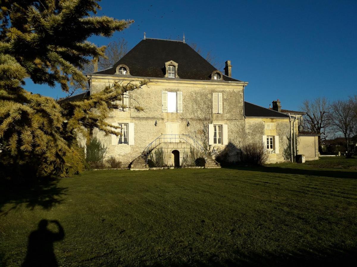 Chateau De Varaize エクステリア 写真